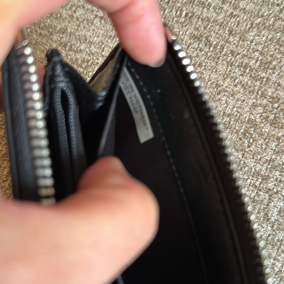 Coach L shape zip closure wallet - Picture 8 of 9